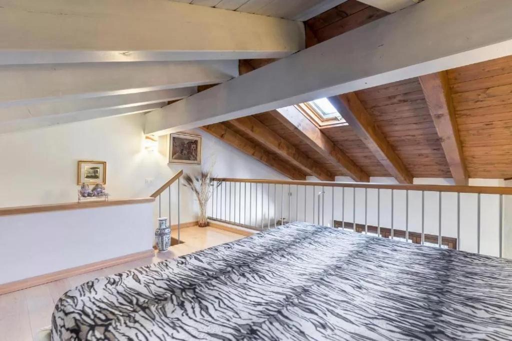 Casa Vacanze Rosalba Ferrara di Monte Baldo Buitenkant foto